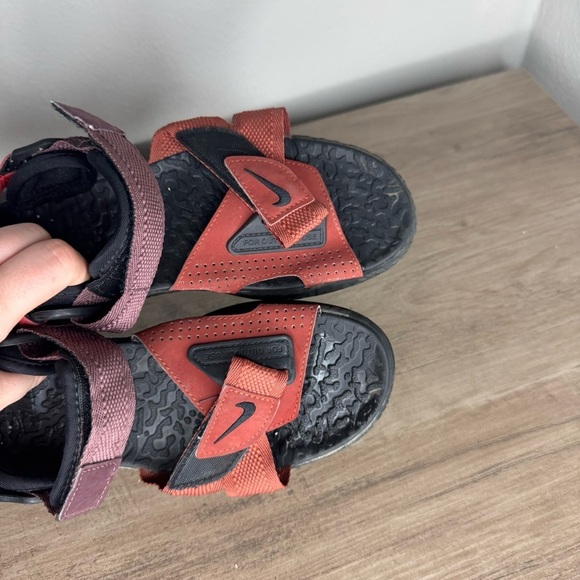 Boys NIKE ACG Air Deschutz + Sandals Slides DC9092-600 Redstone Black - Picture 6 of 13